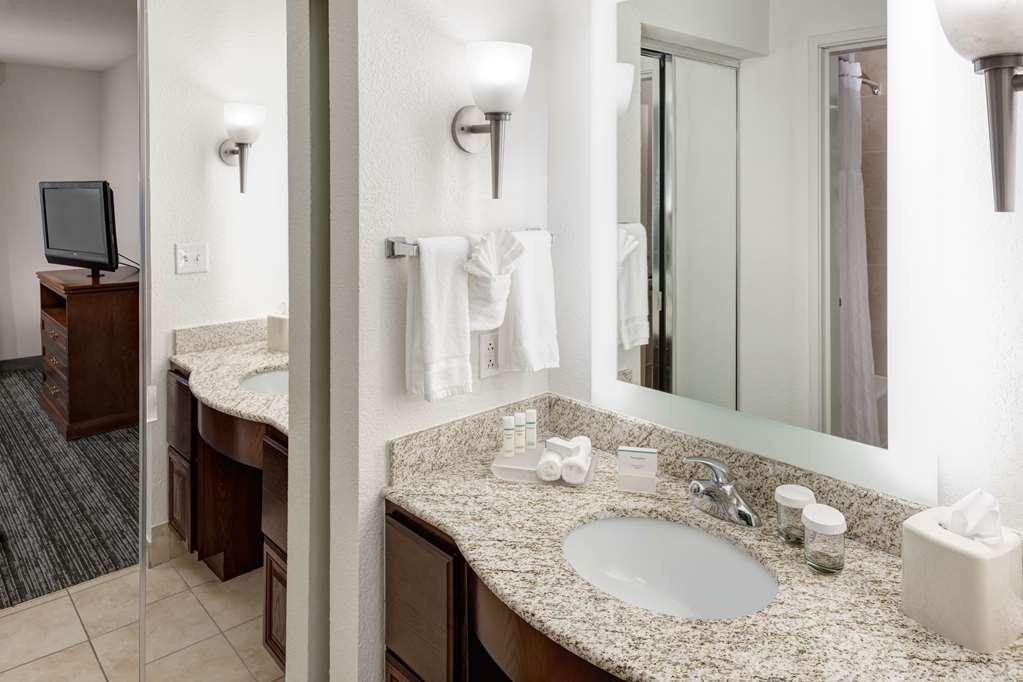 Hotel Homewood By Hilton Airport 3*