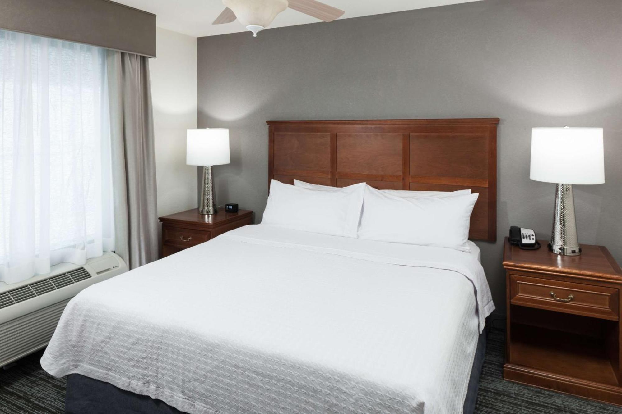 Homewood By Hilton Airport
